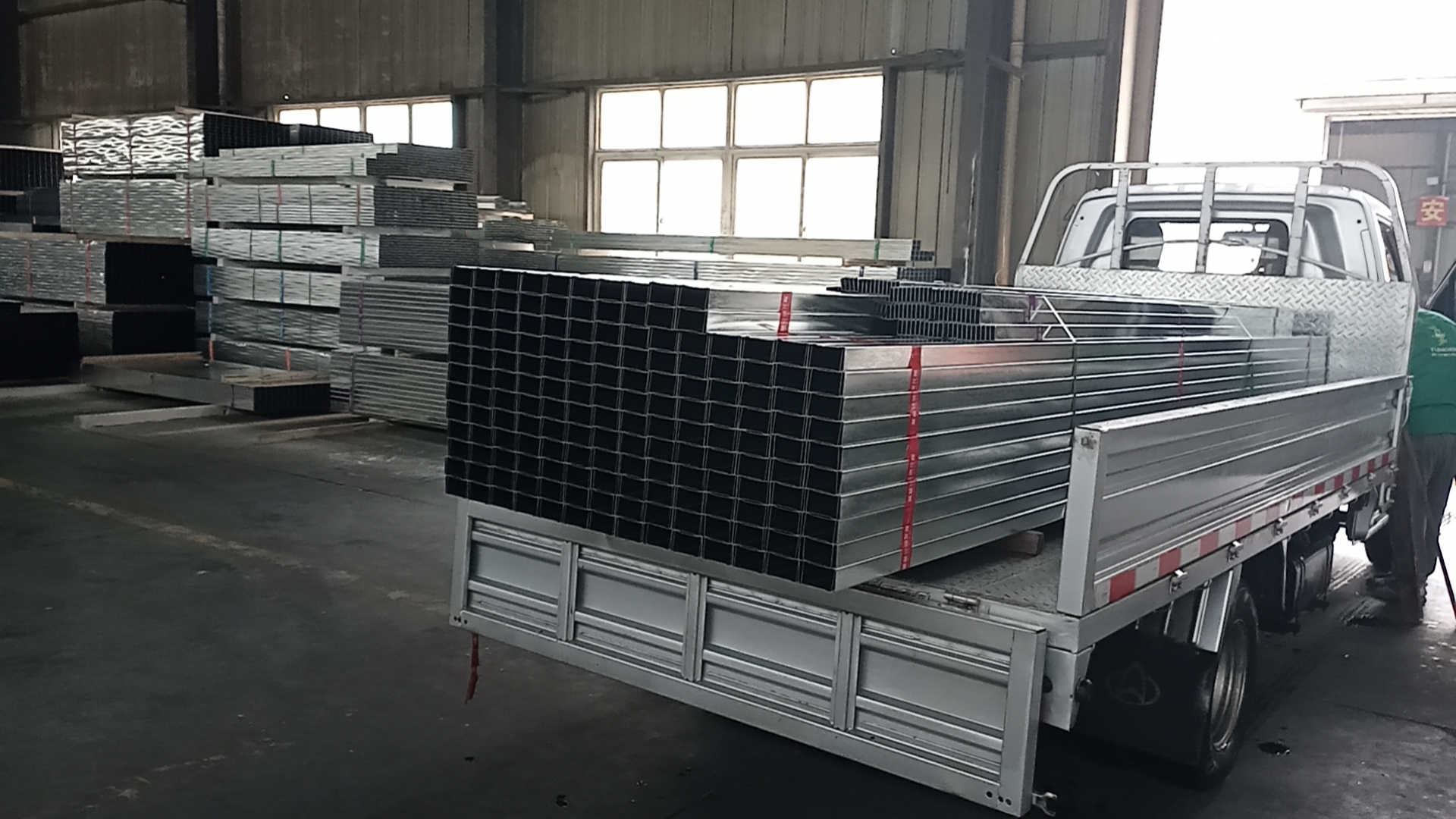 阜陽(yáng)輕鋼龍骨批發(fā)_阜陽(yáng)輕鋼龍骨廠(chǎng)